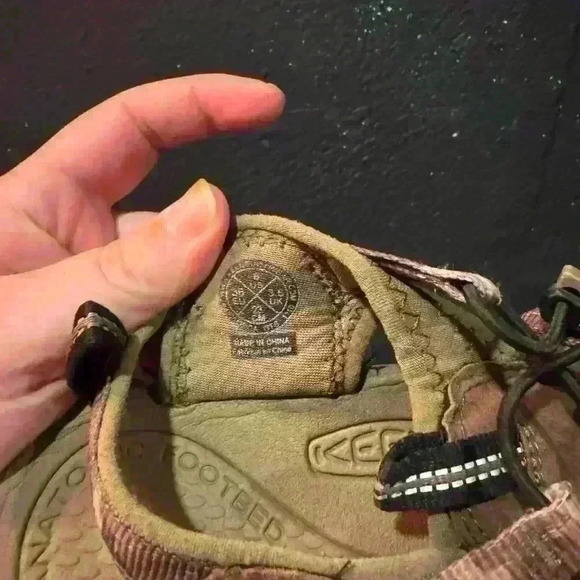 Kids Keen Brown Green Camo Sandals Size 6 - Picture 5 of 8